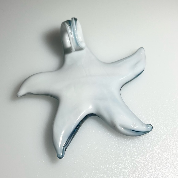 Handblown Lampwork Glass Blue White Gold
Starfish Pendant - Picture 7 of 11